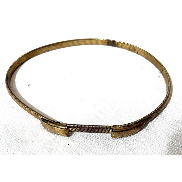 Vintage 70s Skinny Gold Metal Belt Chain slinky snake stretchy womens S 28" - Picture 1 of 6